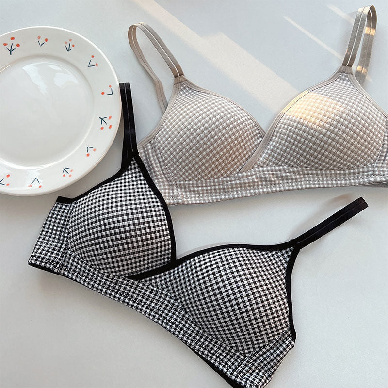 Dotted Cross Type Soft & Smooth Wireless Padded Bra
