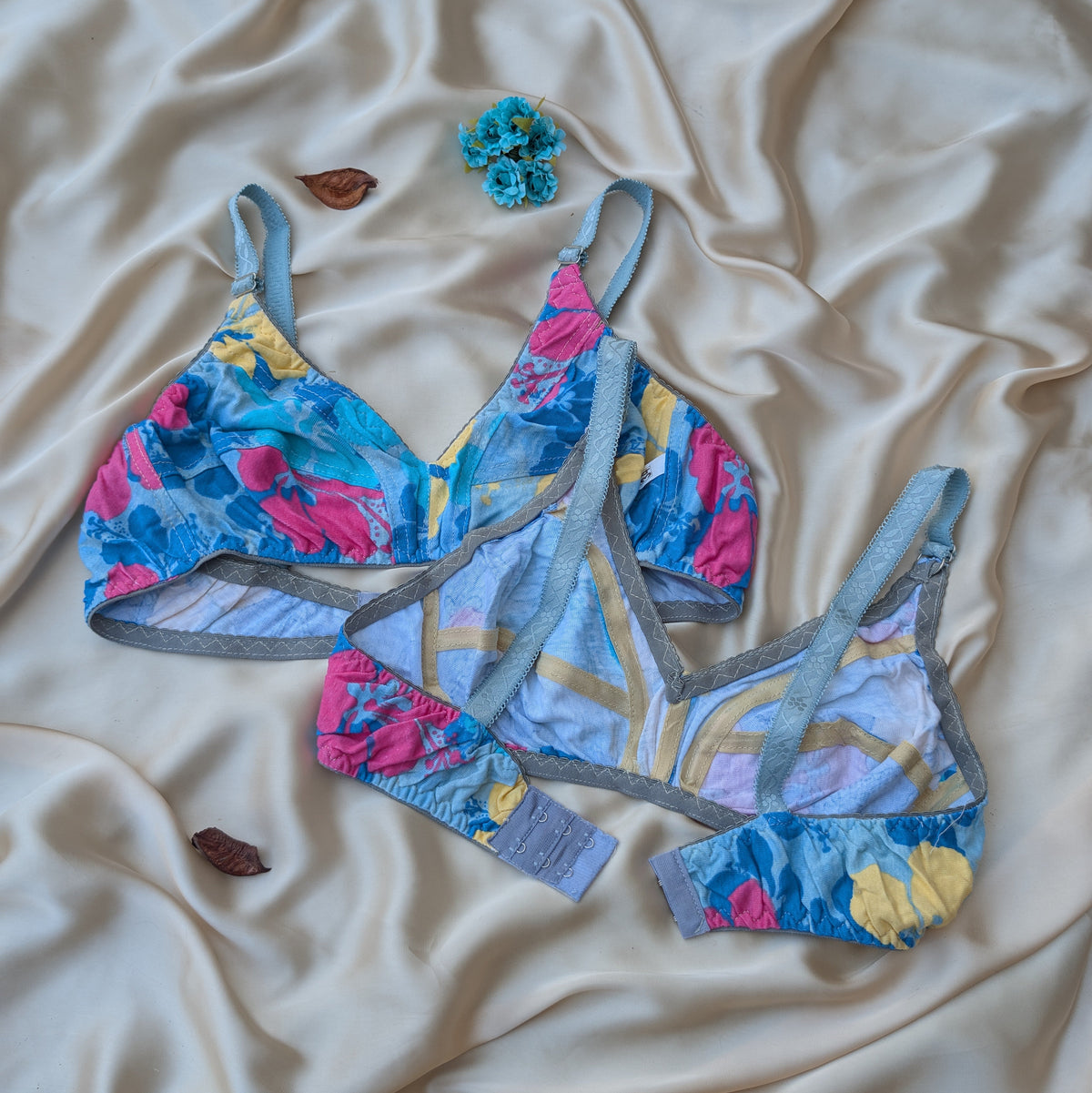 Colorfull Design Mix Fabric Bra